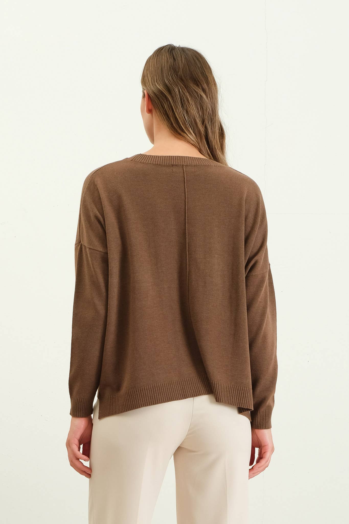 EXTENDED SHOULDER SWEATER