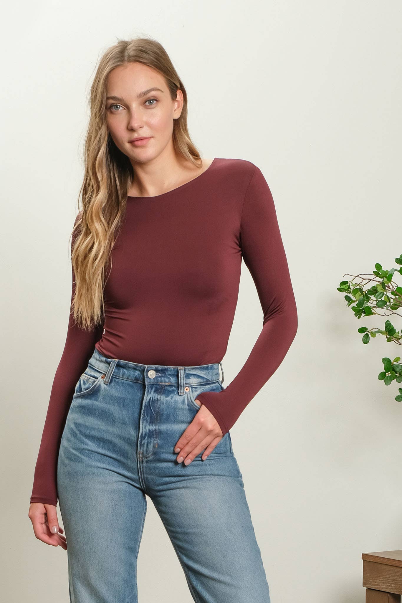 SOLID ROUND NECK LONG SLEEVE BODYSUIT