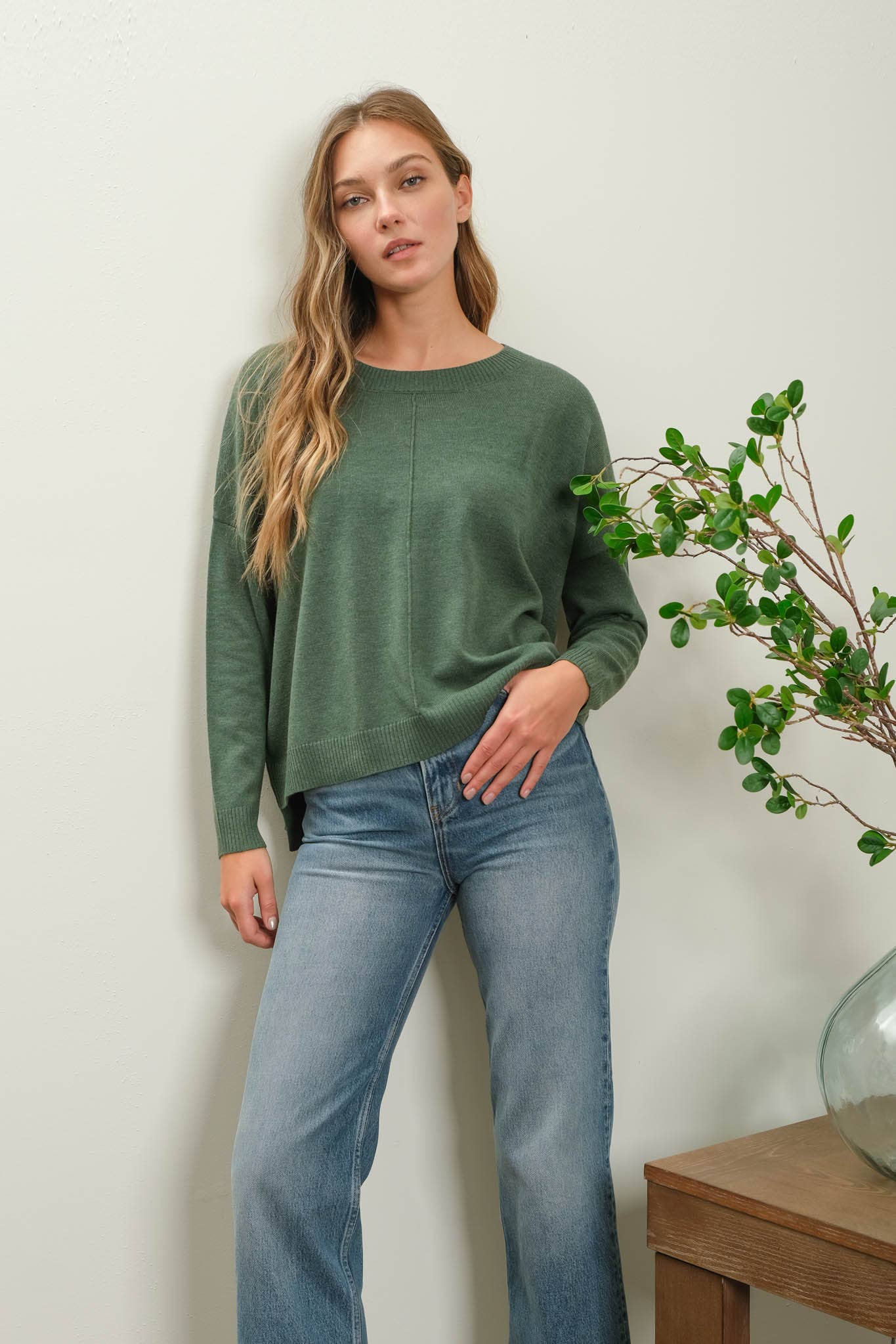 EXTENDED SHOULDER SWEATER